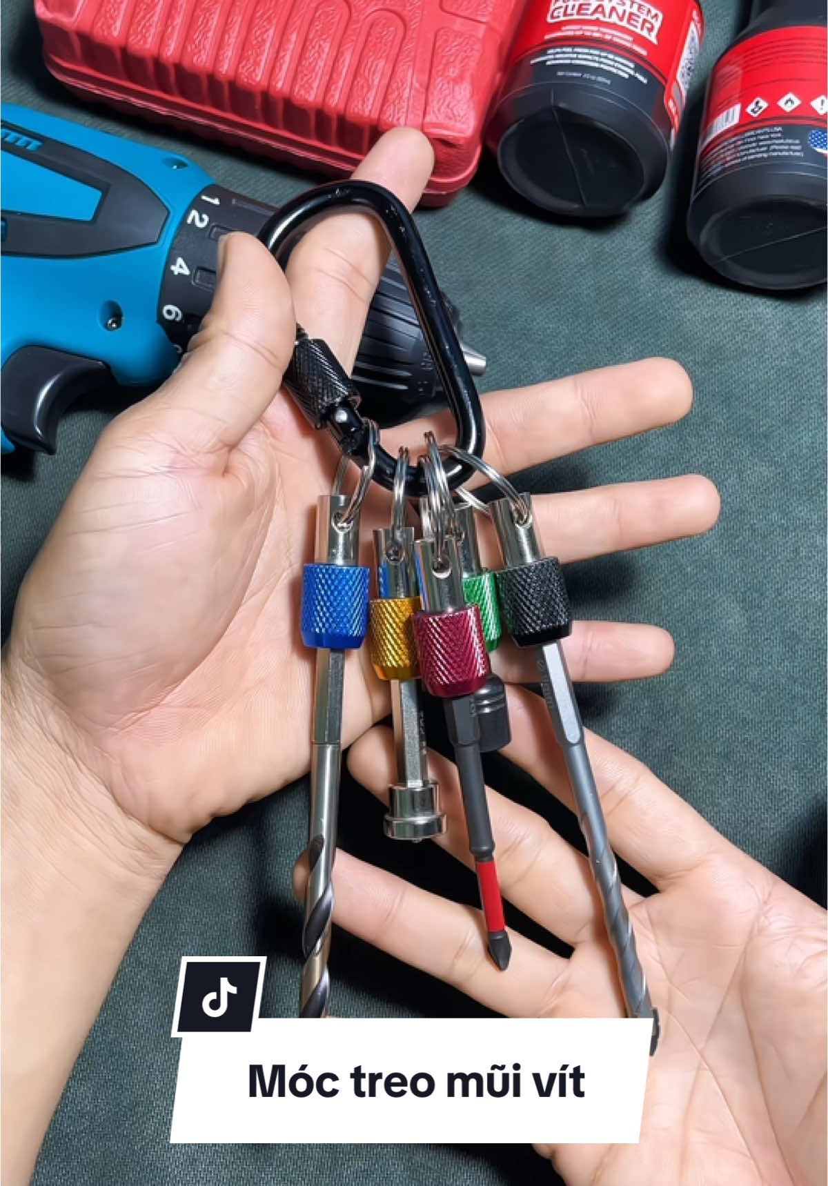 Móc treo mũi khoan mũi vít tiên dụng. #moctreomuivit #moctreomuikhoan 