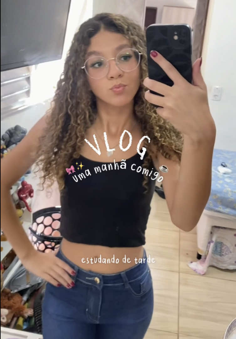 uma manhã comigo super produtiva☕️🎀 #dailylife #DailyRoutine #rotina #Vlog #umamanhacomigo #produtividade #bonshabitos #limpeza #dailyvlogs #meninas #fyp #viral 