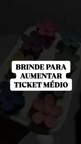 Aumentanto tickt médio com brindes 💖 #empreededorismofeminino #semijoias #brinde 