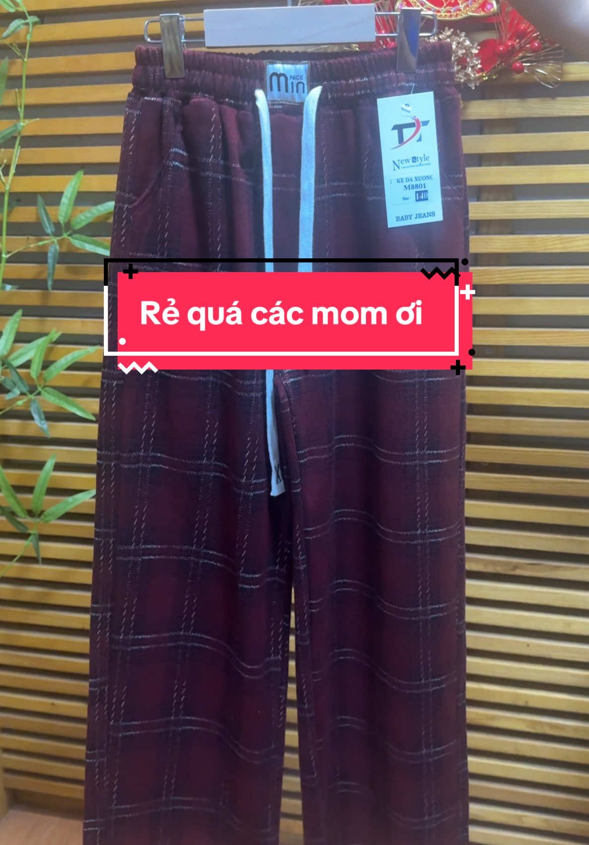Quần kẻ caro chất liệu umi dạ, co giãn dễ mặc, cá tính cho bé iu, size từ 19-50kg nha các mom ơi  #quần #quanxuong #quanxuongnu #quanxuonghackdang #quanxuongongrongnu #quanke #quankexuong #quankecaro #dodoimevabe #thoitrangtreem #xuhuong #xuhuongtiktok 