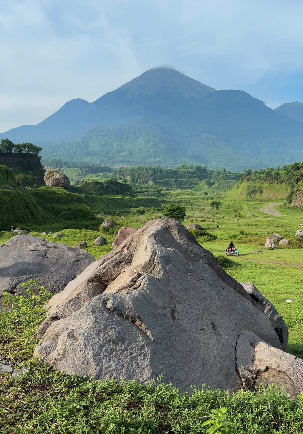 Ranu Manduro, Penanggungan dan miniaturnya🤩 #ranumanduro #penanggungan1653mdpl #explore #mojokerto 