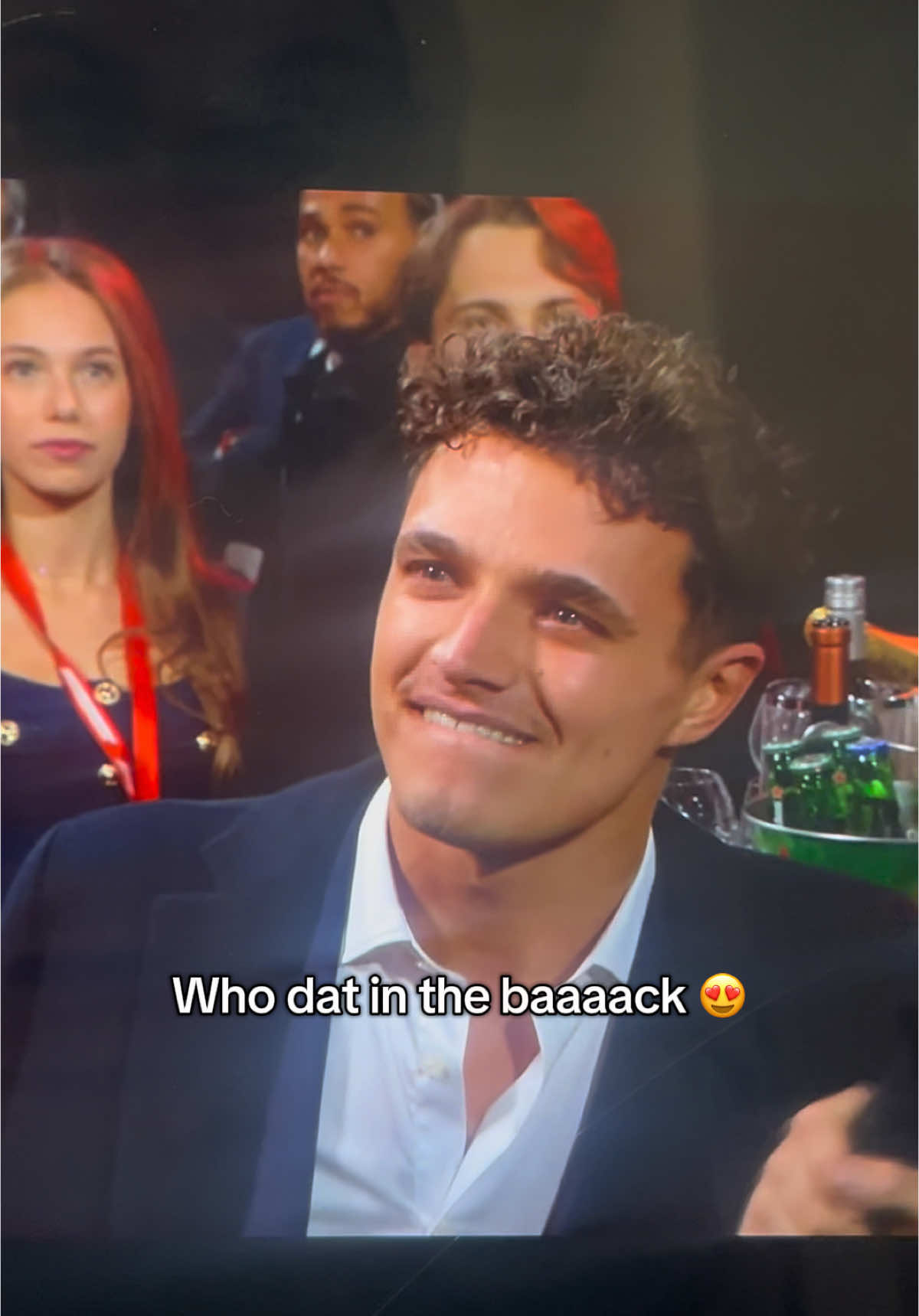 So many lethal face cards in one shot the camera operator needs a raise immediately !!! #formula1 #f1 #f1girlies #Motorsport #landonorris #ln4 #lewishamilton #oscarpiastri #f175 