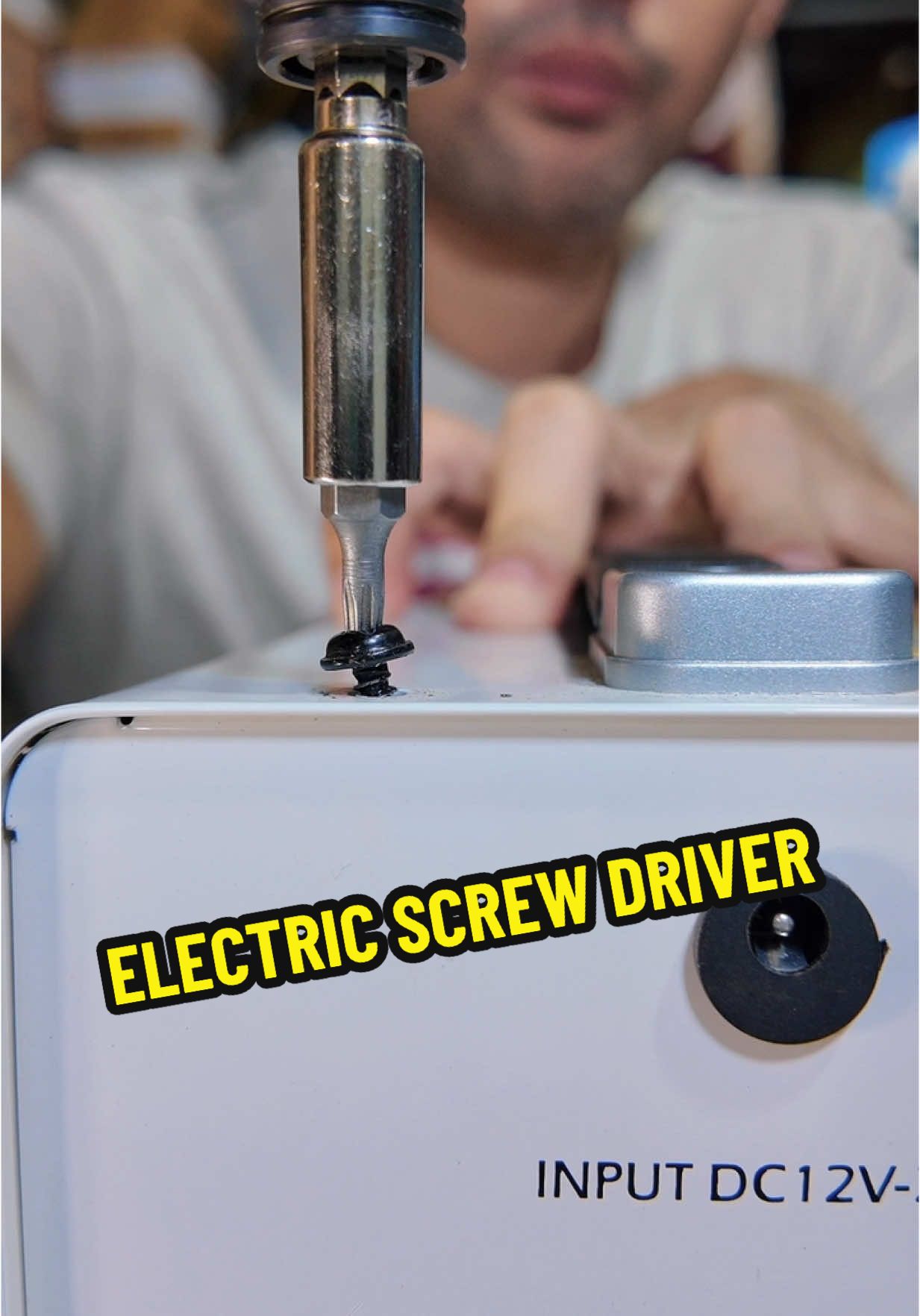 DADALI ANG BUHAY NYO AT HIHIGPIT ANG TURNILYO NYO #affiliatemarketing #screwdriverset @Keelat-PH 