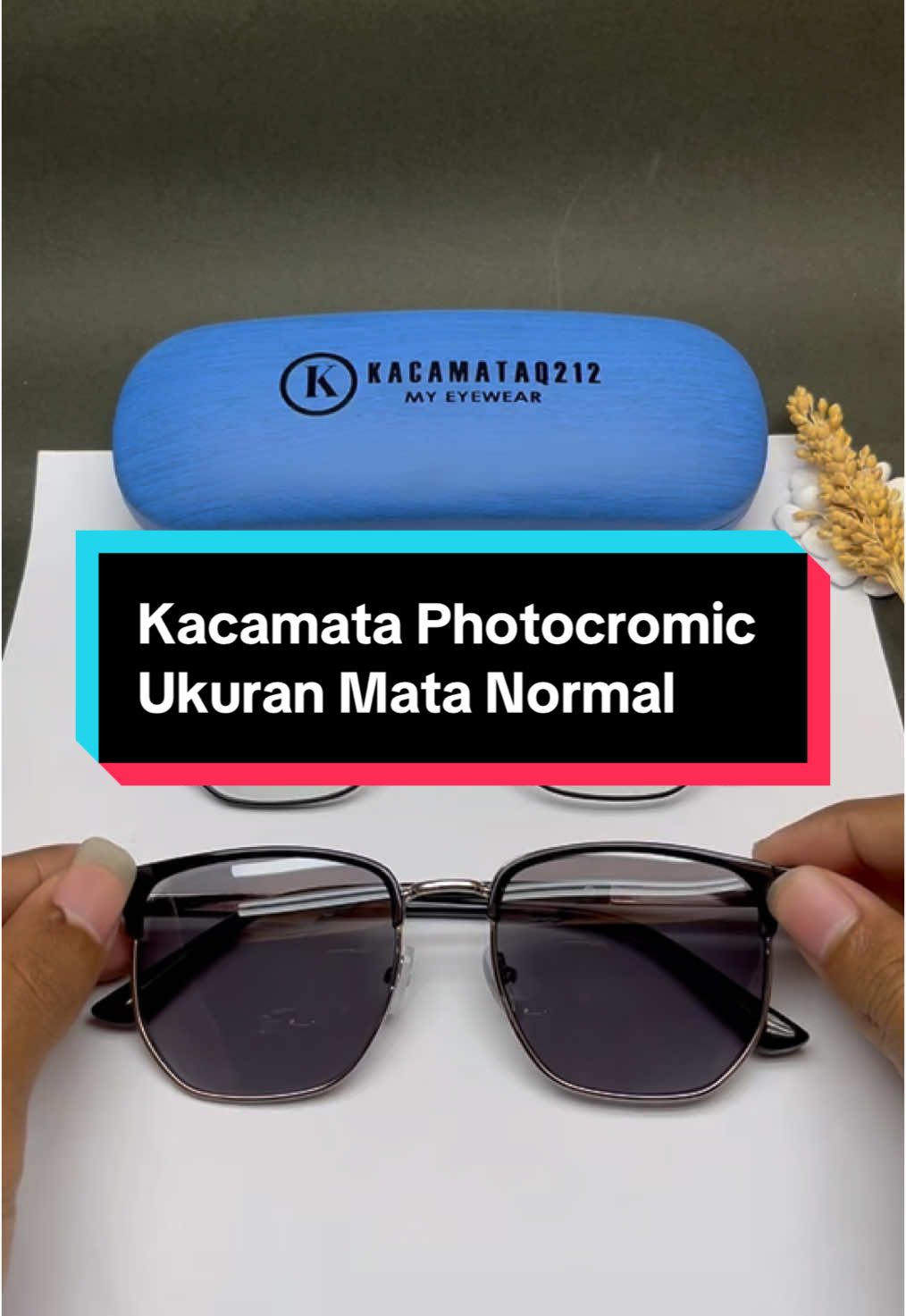 Kacamata Photocromic Pria dan Wanita Untuk Ukuran Mata Normal #kacamatamurah#kacamata#kacamatphotocromic#kacamatphotocromicnormal#kacamatakekinian#kacamatagaya#kacamatafashion#kacamataphotocromic 