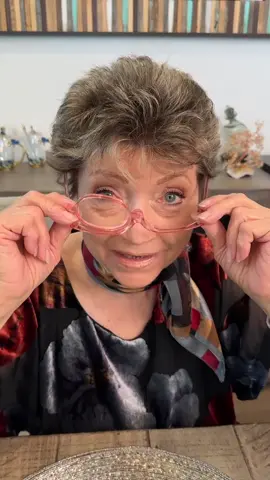 Goodbye to Squinting with Our Rotating Reading Glasses! 👓🔄 #ReadingGlasses #Vision  #UKFashion #ClearVision