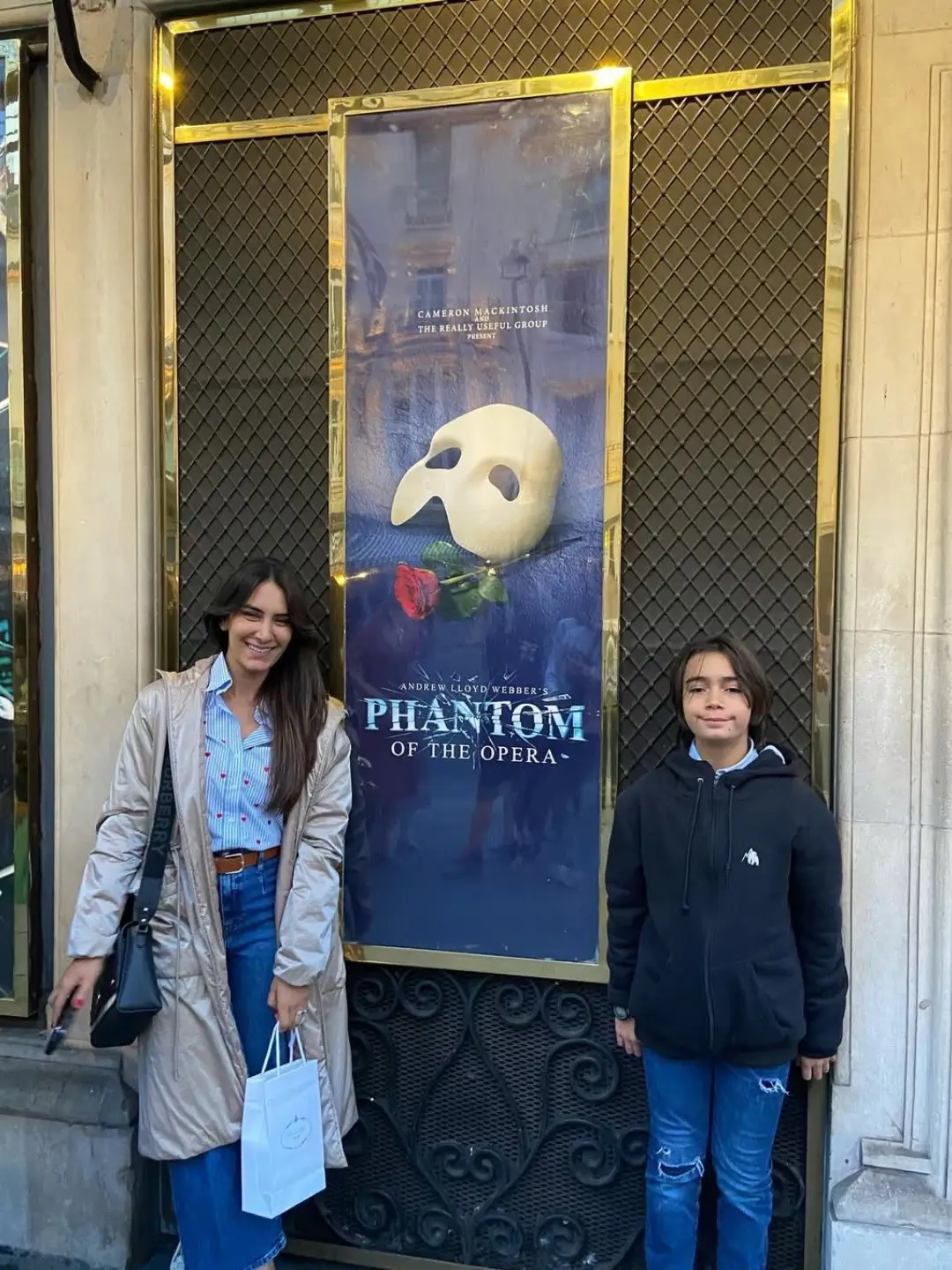 Say you'll share with us memories to last a lifetime 🌹 Will you be visiting us this half term? 📸 juanjodaza, marycatherinecofer, ariannathefencer #PhantomLondon #phantomoftheopera #theatre #westend #phantom #halfterm #london #musicaltheatre #memories 
