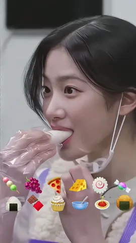 Mukbang with Le sserafim🫕🫔#xh #mukbangicon🥡🥢 #mukbang #lesserafim #chaewon #eunchae #yujin #sakura #mukbangvideo #flopbiendi #mukbangeatingshow #pudding🍮 #pudding_gmb #newfancam #crazy #lesserafim 