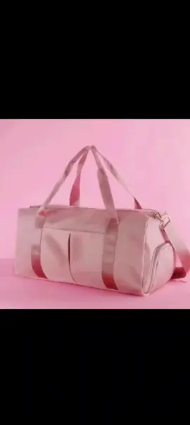 Traveling bag Sports Gym bag/Luggage bag Travel package hand bag #tiktokaffiliatemarketing #buynow 