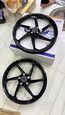 Đổi bù mâm yaz enkei thay thùng xăng 7 lít #danaovubi #xuhuongtiktok #yamaha #exciter #xuhuong #exciter150 #y15zr #exciter155 #exciter2019 