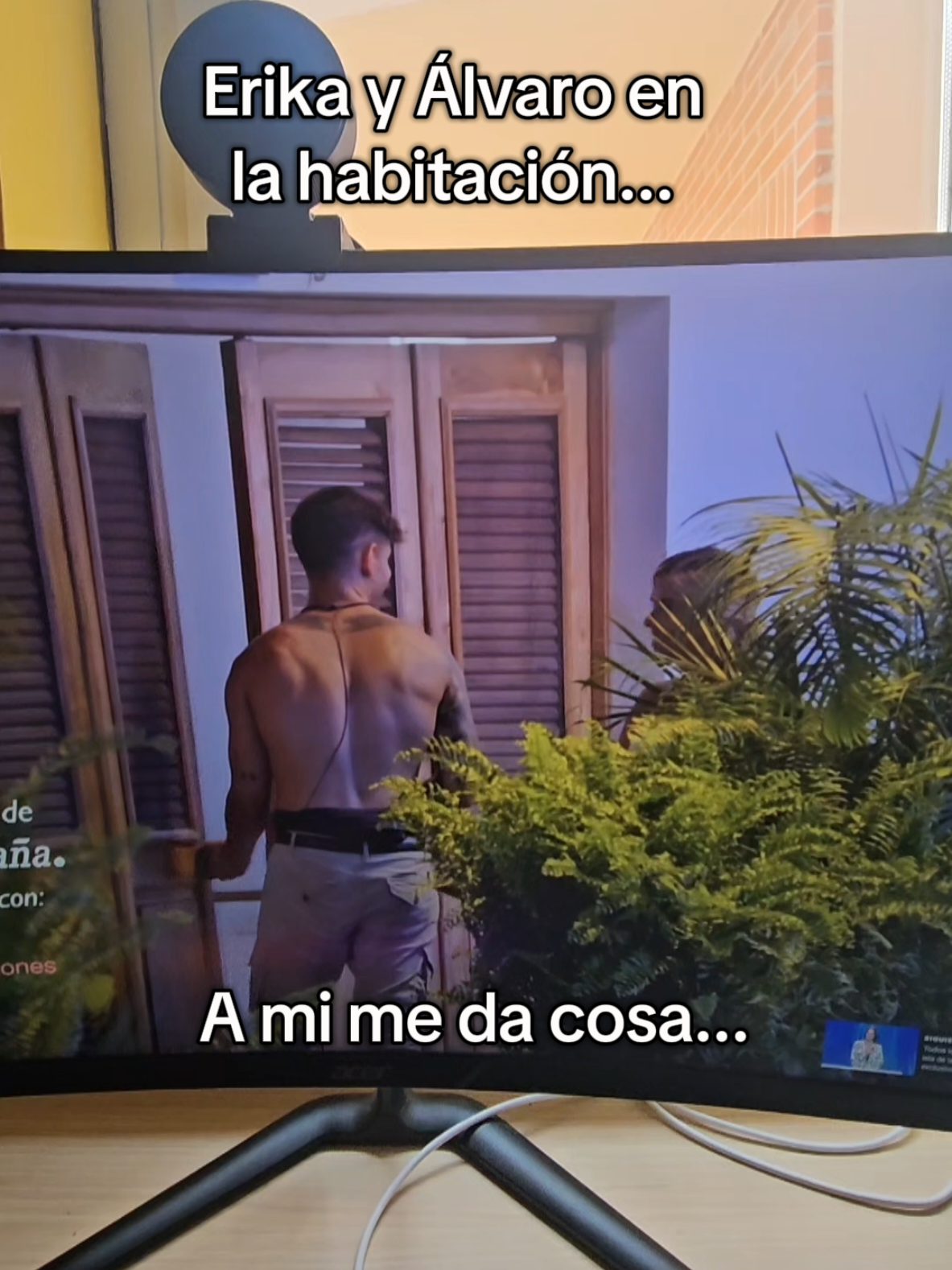 Erika y Álvaro en la cama?.... #laisladelastentaciones #paratiiiiiiiiiiiiiiiiiiiiiiiiiiiiiii #telecinco #tv #reality 