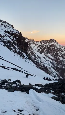 The best view my eyes have ever witnessed 🏔                                                 #toubkal #fypシ゚viral #trending #tiktok #morocco🇲🇦 #nature 