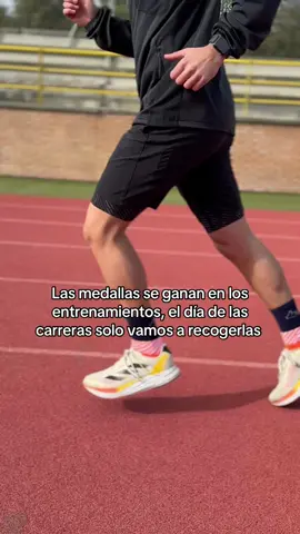 Constancia 🧠 🫀 #fyp #parati #runtok #runningera #Running #run #runner #instarunners #training #trailrunning #sport #workout #motivation #marathon #parati #instarun #fit #garmin #Gym #instarunner #fitnessmotivation #runningcommunity #triathlon #trail #laufen #runnersworld #entrenamiento #nike #gym 