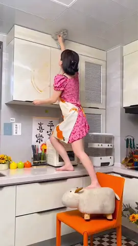 🧼 Extendable 360° Rotatable Triangle Mop – Deep Cleaning Made Easy! 🏡✨ Upgrade your cleaning routine with this adjustable 110 cm extendable mop, designed for efficient deep cleaning on various surfaces. 🛒 Get yours today and make cleaning easier than ever! 🫧linktr.ee/stafuly  #cleaningbrush #cleaning #deepcleaning #homeessentials #cleaningtools #gadgets #amazon #amazonfinds #buynow #shop 