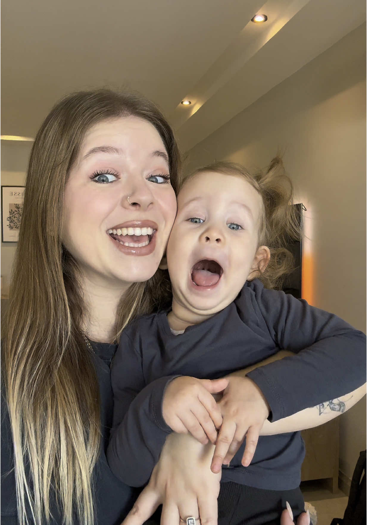 Akımların prensesi diyebilir miyizzz💘💘💘