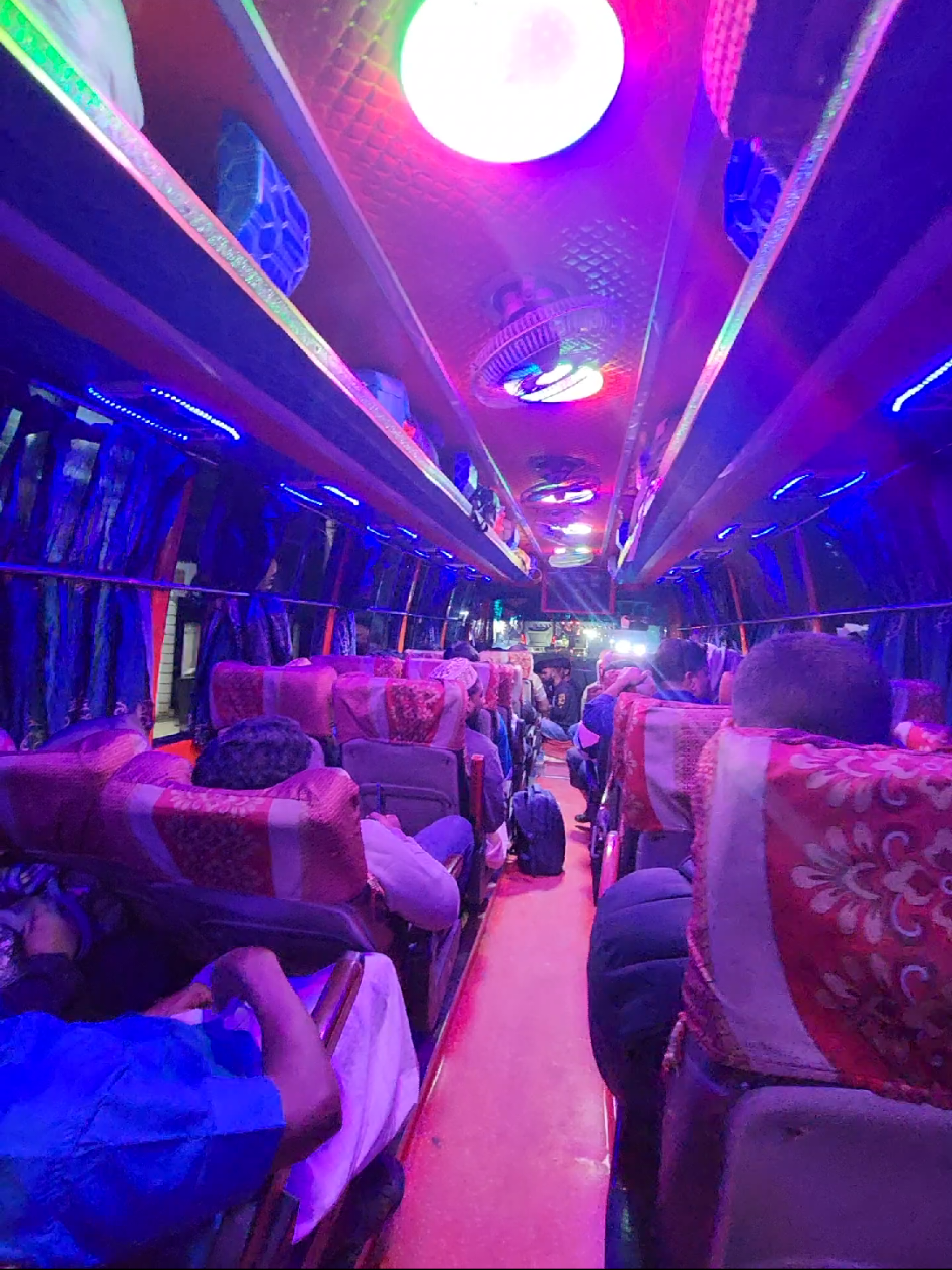Going to Cox's Bazar🌊#merajul_bhuiyan #bdtiktokofficial🇧🇩 #froyoupage #coxsbazar #bus #হানিফ #enabus #Demra @this is Siam. ⚠️ @Mohammad Zidan 