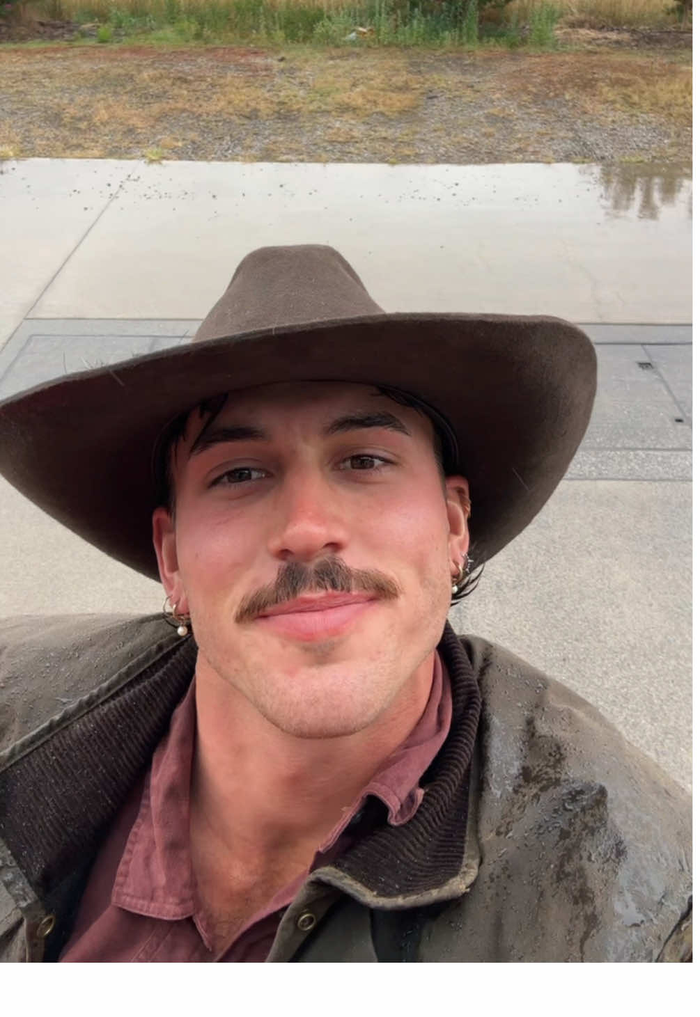 A rainy day is my favourite kind of day! #aussie #country #wine #hahndorffarmbarn #iloveyou 