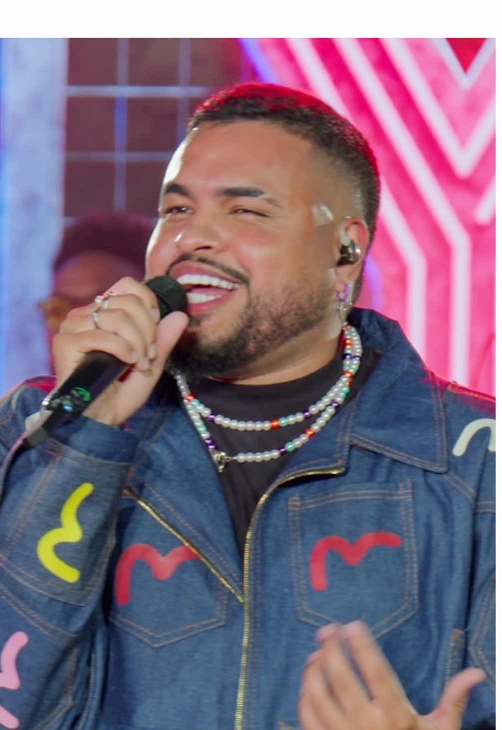 Fica com Deus não podia faltar no PagodYando nas Alturas. Já foi assistir?  #pagode #pagoderj 