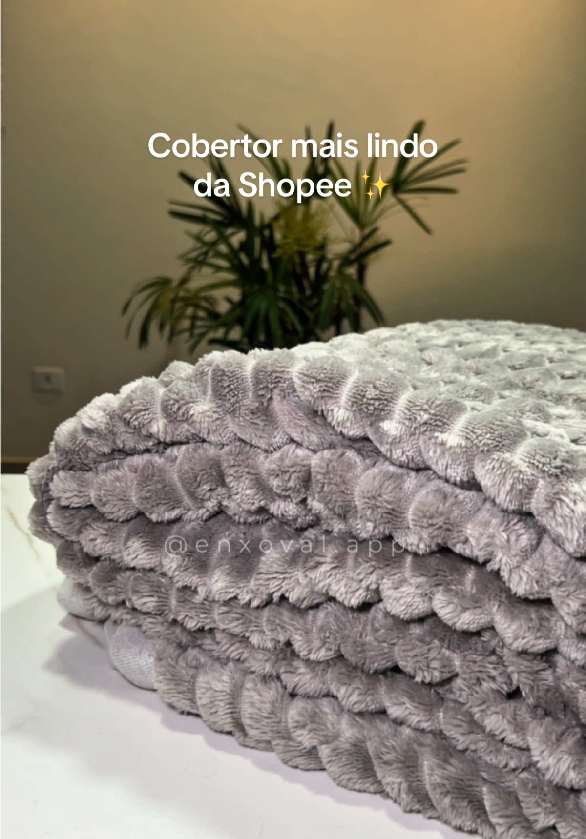 Esse é o cobertor mais lindo da Shopee e óbvio que já corri e comprei para o meu enxoval de casa nova 😍  #enxoval #casanova #enxovaldecasanova #enxovaldecasamento #comprinhasshopee #shopee 