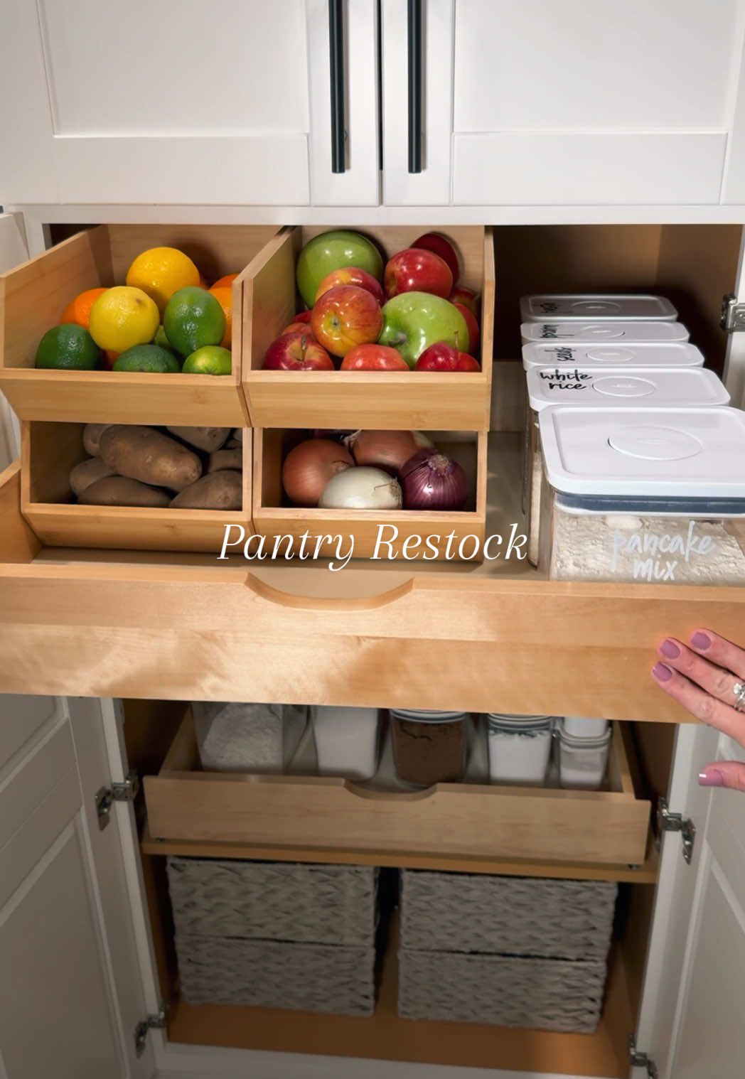 Organizing & restocking the pantry 😌✨ #asmr #organize #organizedhome #restock #refill #pantryorganization #pantry #organizedkitchen #satisfyingvideos 