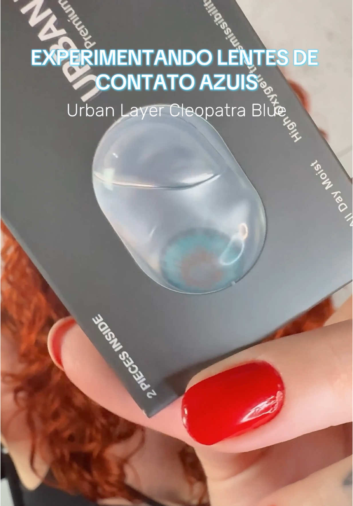 Provei este modelo da @Urban Layer de lentes de contato azul, a Cleópatra Blue, e adorei! E você, gostou? #coloredcontacts #lentedecontato #lentescoloridas #lentecolorida 
