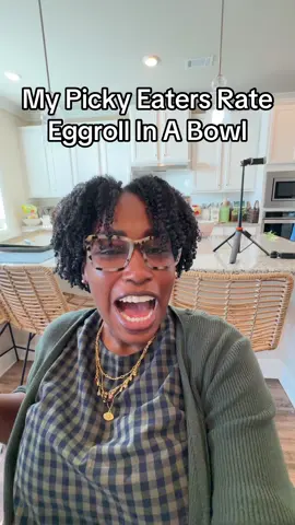 I feel like this was a total bust… Penguin literally only ate the pork! #eggrollinabowl #pickyeaters 