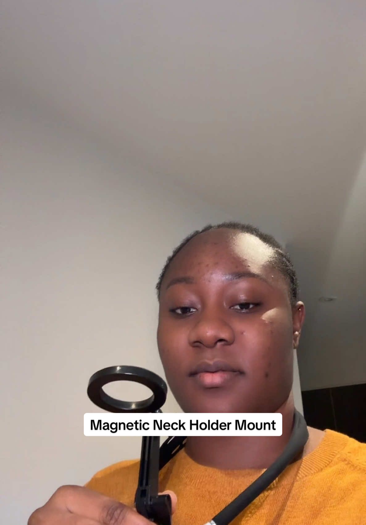 We’re definitely working smarter not harder this year  #handsfree #povcontent #contentcreator #contentcreatortools #neckmount 