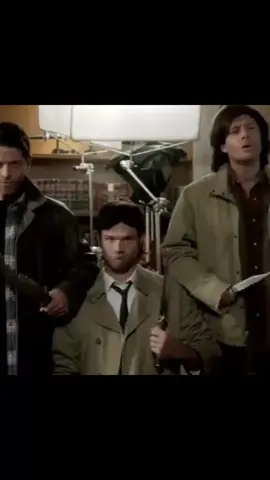 Day 18: Favoriite gag reel - season 10 👻 #deanwinchester #jensenackles #samwinchester #jaredpadalecki #castiel #mishacollins #crowley #marksheppard #supernatural #spnuk #spnfamily4life #spnedit #livingonaprayer #carryonmywaywardson #favorite #gagreel #bloopers #foryoupage #fyp 