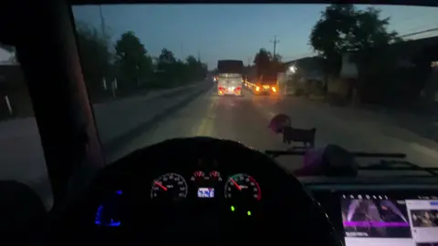 Tranh thủ lấy tiền đóng lãi ae ơi 😝#CapCut #hino500 #chenglongh7 