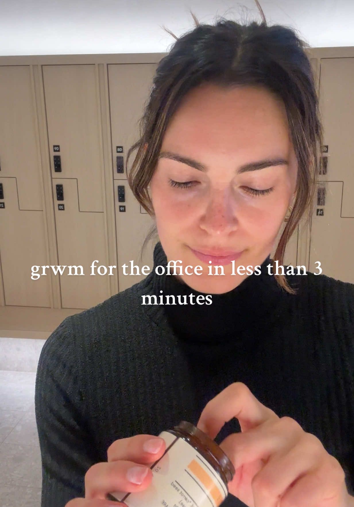 Grwm for the office after a workout in less than 3 minutes 🫠 #grwmmakeup #grwm #grwmroutine #getreadywithme 