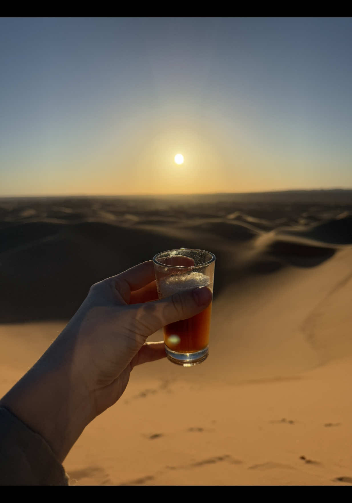 Best tea I’ve ever tasted.🏜️ #timimoun #algeria #touareg #amazigh #sahara 