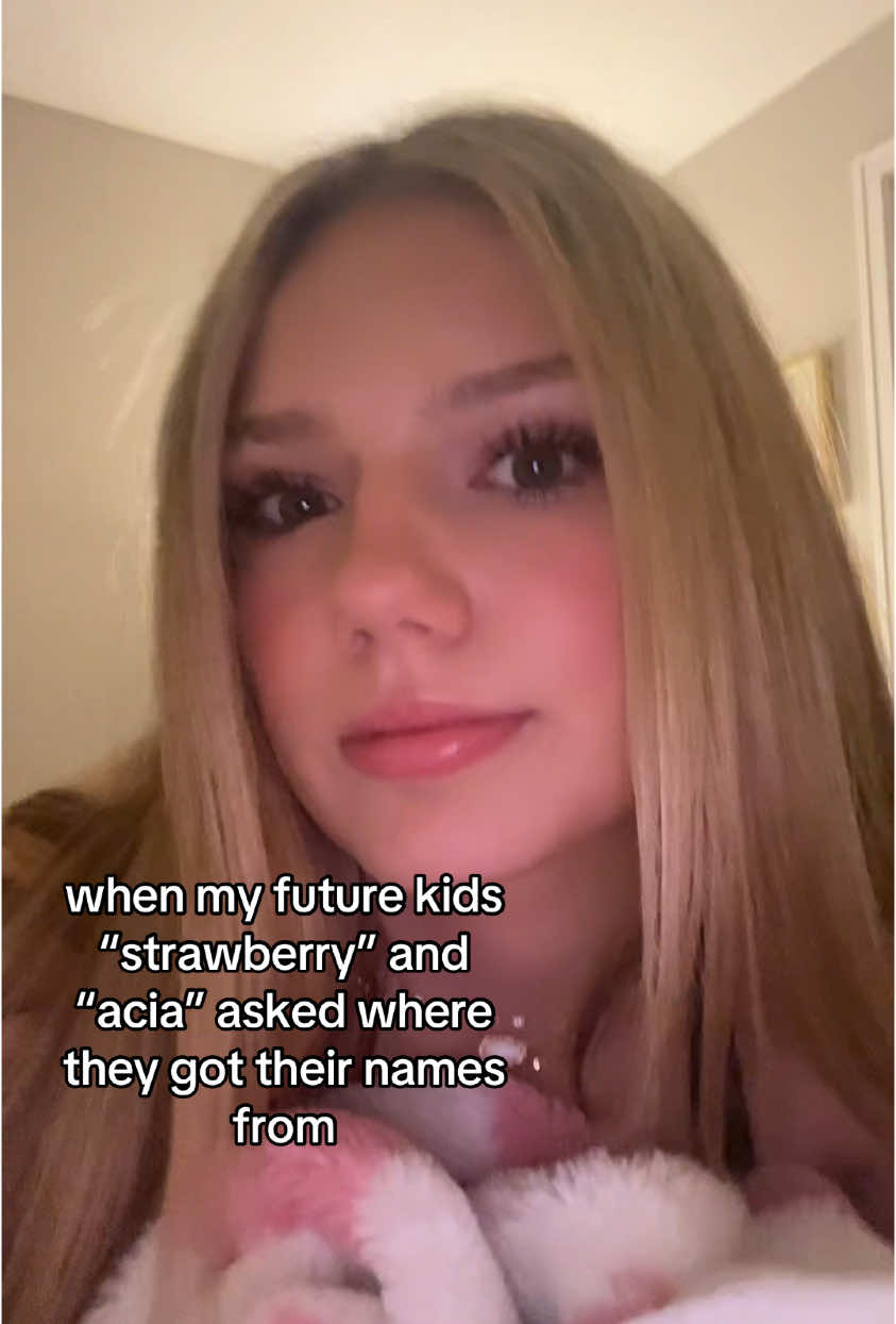 yes i did copy @madden #strawberry #acia #starbuck 