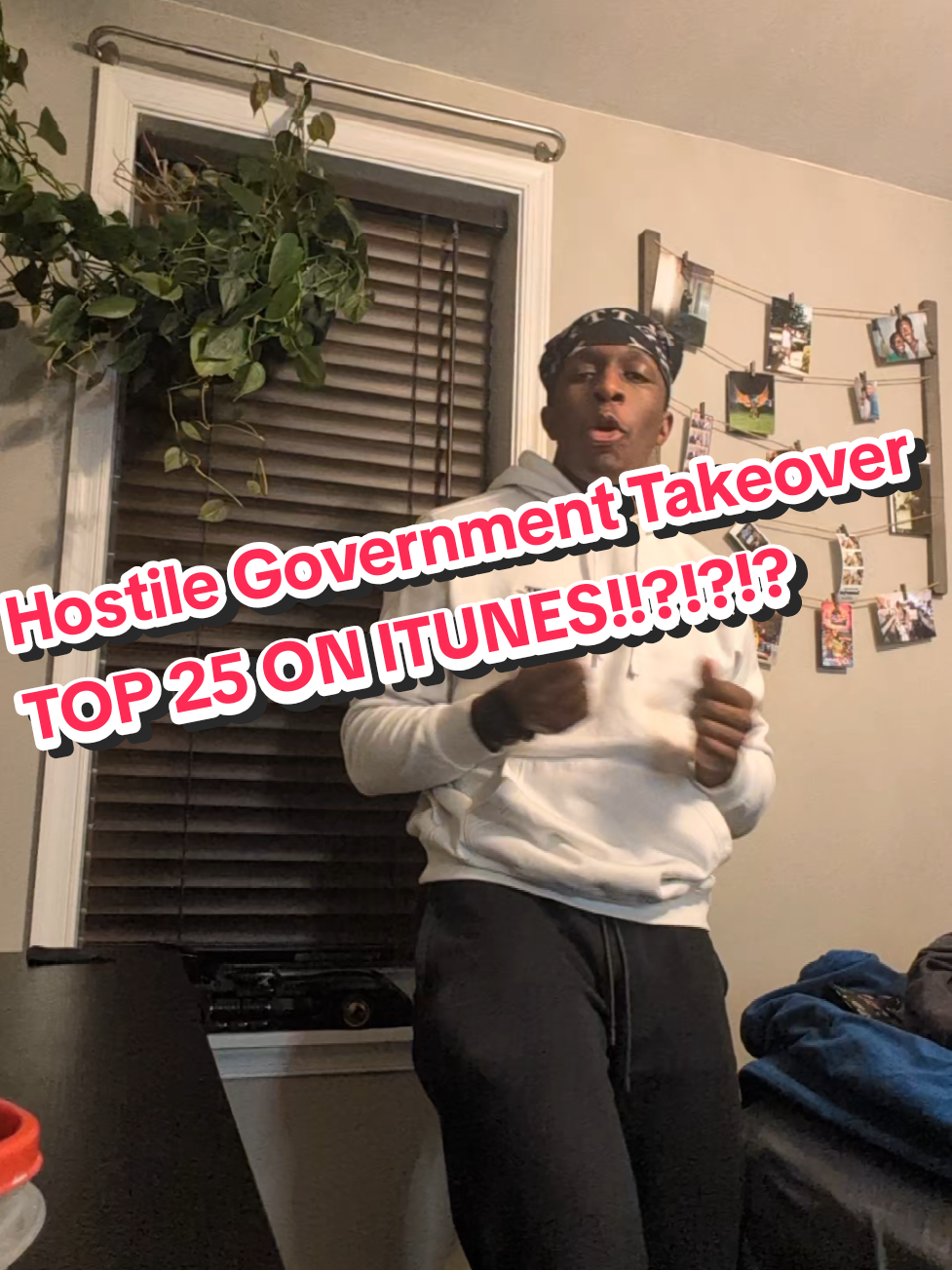 were on the way to the top @veryveryvinny !!!! #roadto100k #johnoliver #lastweektonight #hostilegovernmenttakeover 