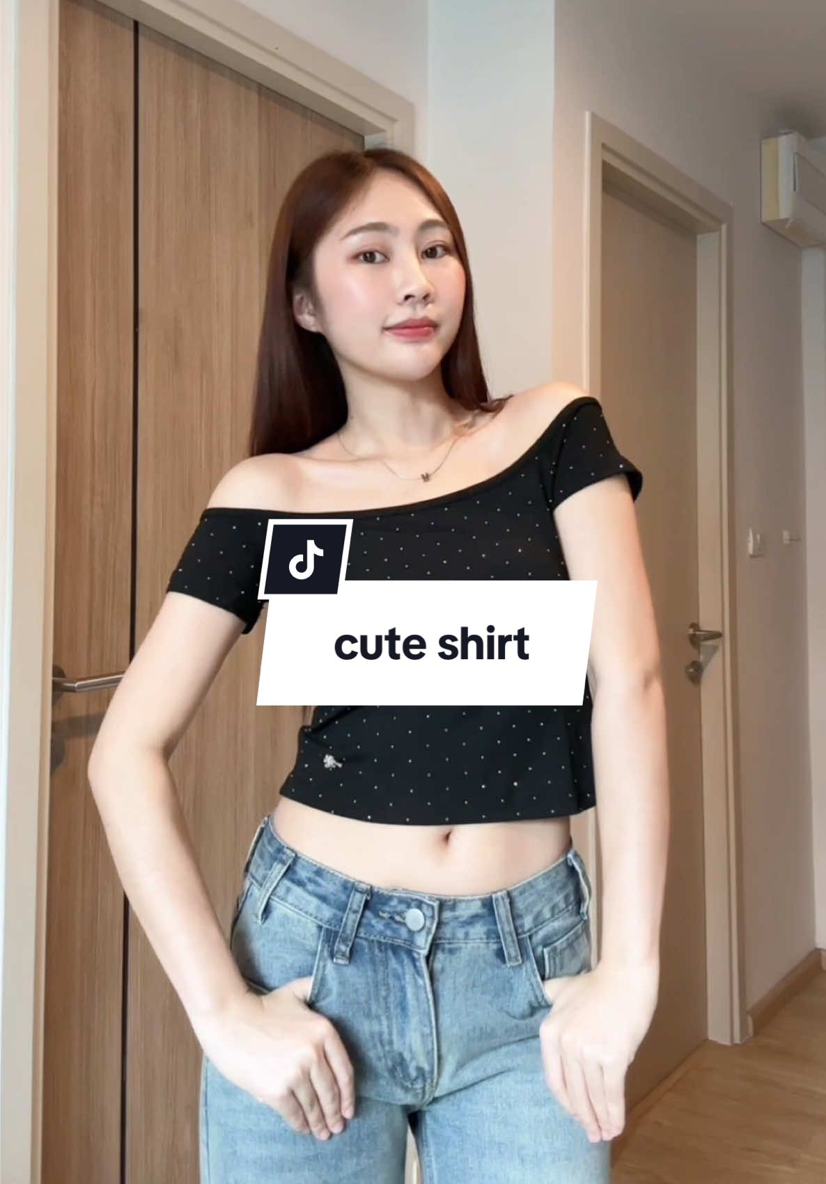 น่ารักมาก รีบกดน้า #outfitideas #unboxing #OOTD #shirt #fyp #ss24tfashion #y2k  #เสื้อปาดไหล่ #เสื้อปาดไหล่แขนสั้น #เสื้อแต่งเพชร #เสื้อมีเพชรวิ้งๆ #เสื้อปาดไหล่น่ารักๆ #เสื้อกากเพชร 