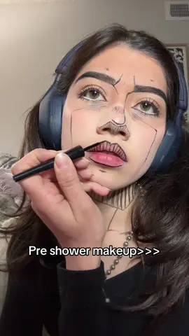 I dont want to take it off now☹️ #jojosbizarreadventure #jjba #preshowermakeup #makeup #jojomakeup #anime #Eyeliner #jojoanime #jojopose #fandoms 
