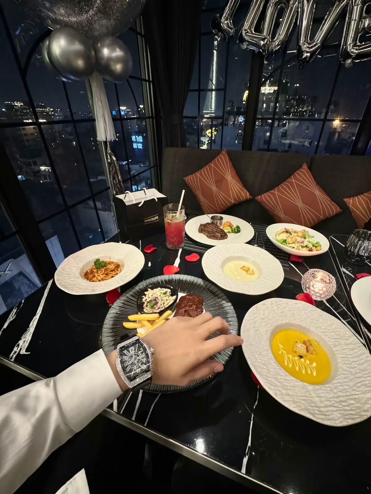 没什么可后悔的，今天的感受就是那天付出的代价..！