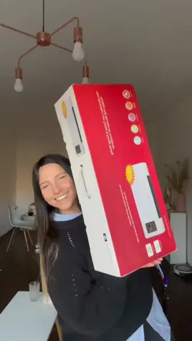 ❄️🔥 Confort en cualquier estación con SplitMax Pro™ – Aire Acondicionado Portátil 🔥❄️ ✅ Climatiza cualquier espacio al instante con su potente tecnología.  ✅ Función 2 en 1: enfría en verano y calienta en invierno.  ✅ Fácil de trasladar, ideal para hogar u oficina.  ✅ Ahorro energético y rendimiento eficiente. 📦 Envío GRATIS y Pago al Recibir. 🛒 Haz clic ahora y disfruta la temperatura perfecta todo el año. 🌬️ ¡Confort y frescura en cualquier lugar!