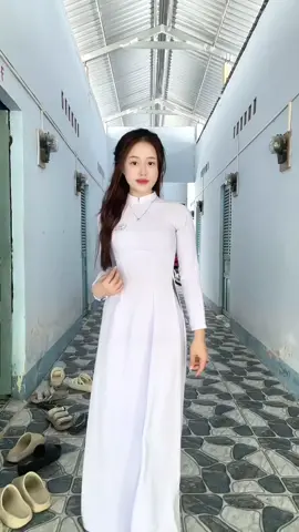 Muộn nhất trend 🥲 #fyp#xhtiktok #nhaytiktok#hocsinh#aodai#xh 