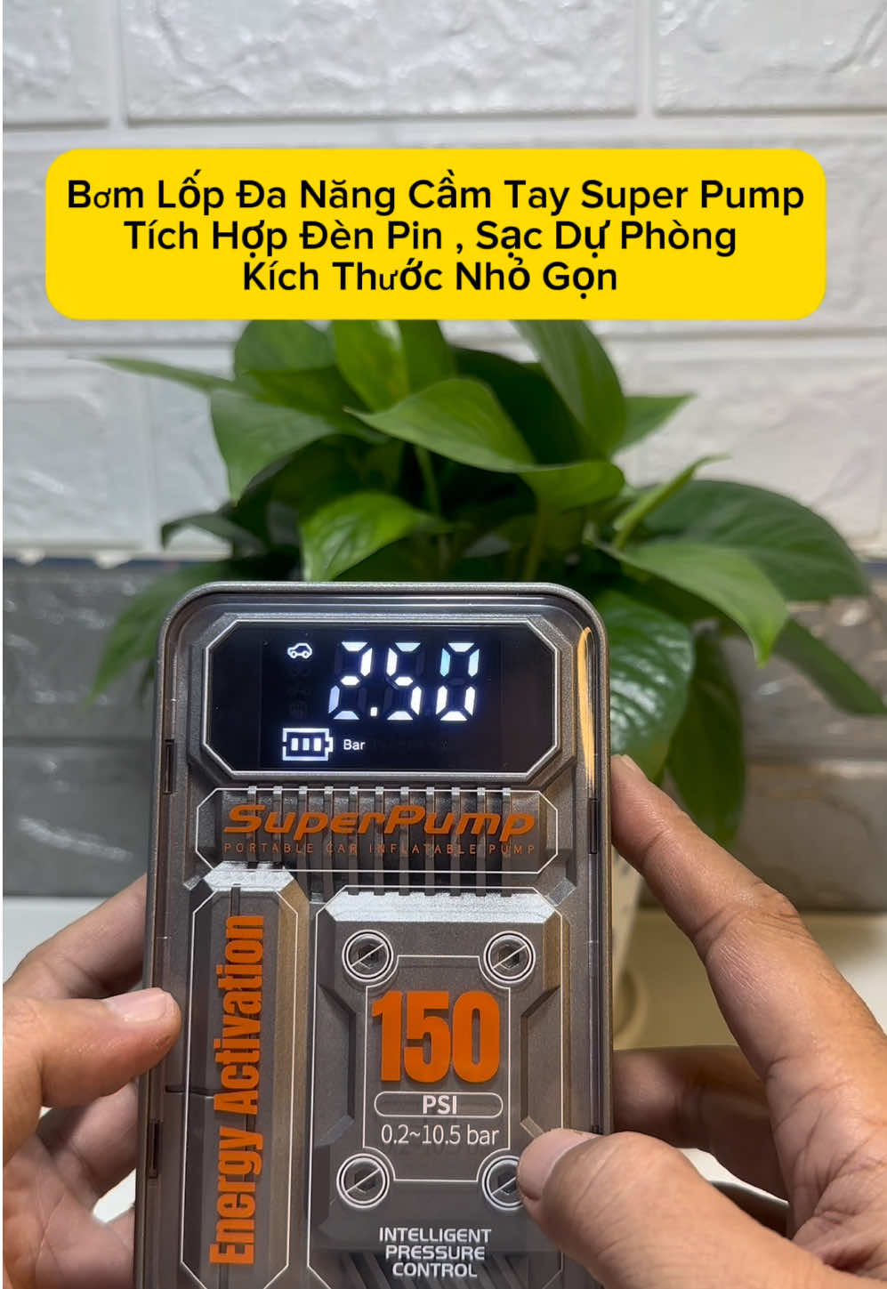 Bơm Lốp Đa Năng Cầm Tay Super Pump Pin 4000mAh Tích Hợp Đèn Pin , Sạc Dự Phòng  Kích Thước Nhỏ Gọn , Tự Ngắt Khi Đủ Hơi  #bomoto #bomhoi #bomlopoto #bomhoimini #bomlopduphong 