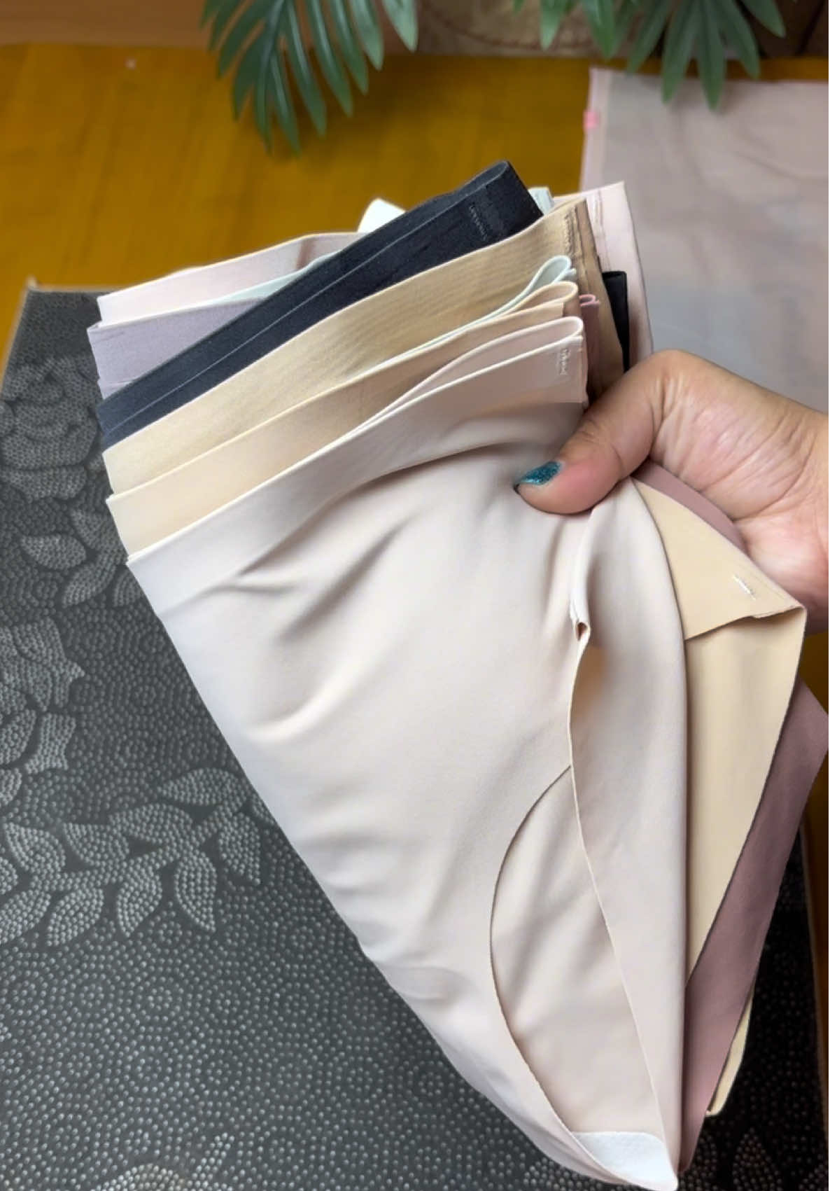 6 pcs seamless women panty 169 nalang! #panties #underwear #womenswear #foryoupage 