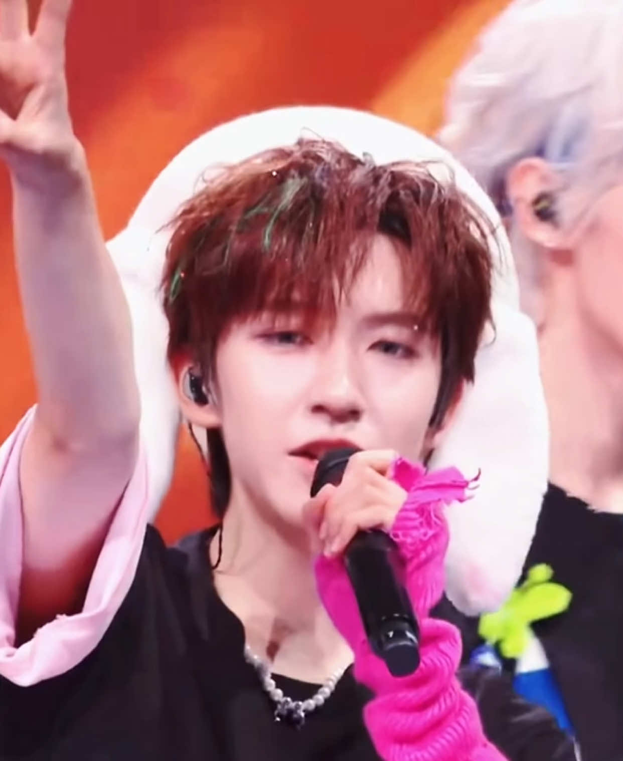 #时代少年团 #丁程鑫 #马嘉祺 #张真源 #宋亚轩 #贺峻霖 #严浩翔 #刘耀文 #dingchengxin #majiaqi #zhangzhenyuan #songyaxuan #hejunlin #yanhaoxiang #liuyaowen #shidaishaoniantuan 