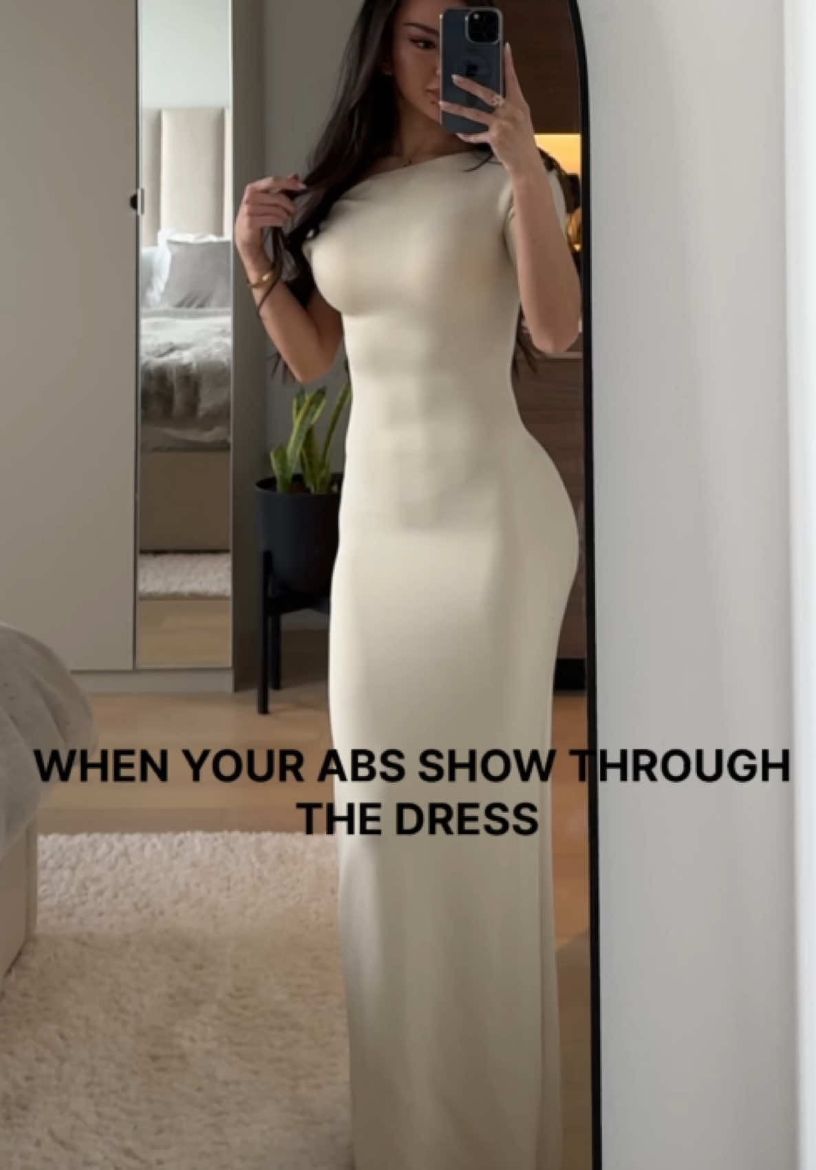 Dress can't hide these abs! #abs #6pack #6packabs #gymbody #fit #Fitness #fitbody 