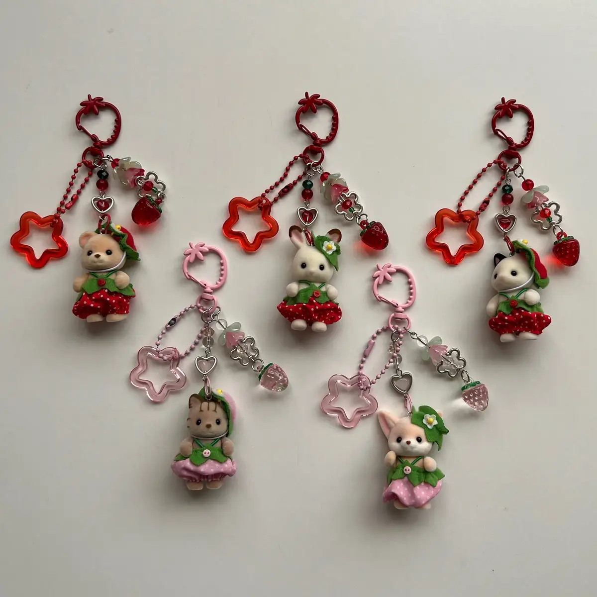 Who doesn’t love a good strawberry? 🍓   #calicocritters #sylvanianfamilies #trinkets #keychain #strawberry 