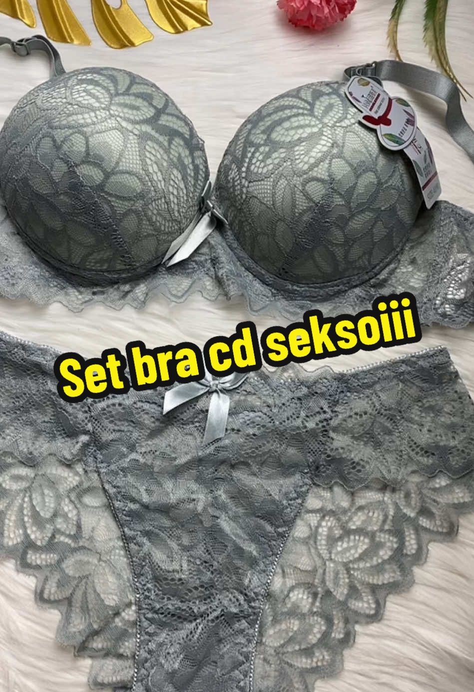 One set bra seksi bestseller Stok terbatas, wajib cek out sekarang juga mumpung harganya lagi tebus muraaah 😍✅ #dalamanwanita #dalaman #tiktokshop #shopmaster 