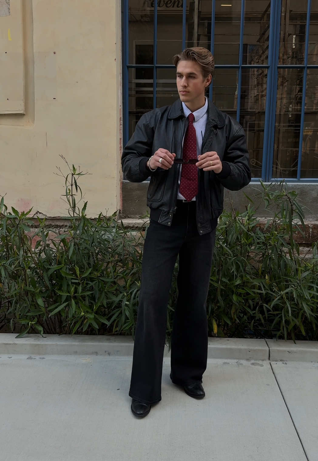 90s inspired outfit for the day  #mensfashion #outfitinspo #OOTD #fyp #leatherjacket 