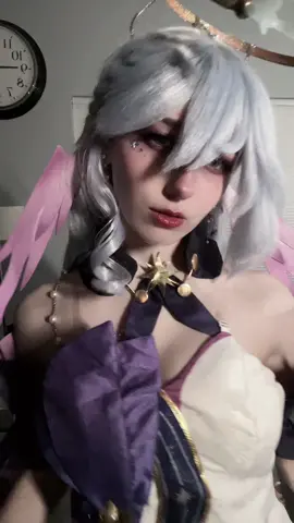 Collected bf and longing we got the whole gang Sunday: @kiboyr [insta: @kiboy.art]  #robincosplay #robinhsr #robinhsrcosplay #sundaycosplay #sundayhsr #sundayhsrcosplay #hsrcosplay #hsr #HonkaiStarRail #cosplay #missjunebuggie 