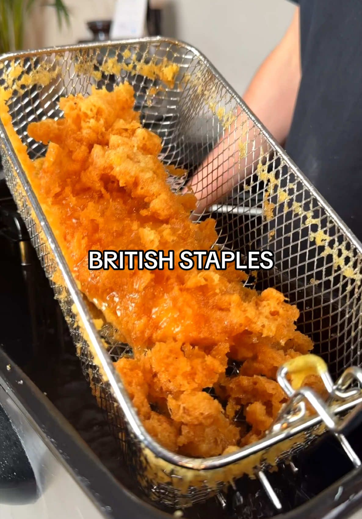 British Staples 🇬🇧 Highlighting the BEST of British foods. We may not have the best reputation, but me let change your mind 👀🔥 #food #cooking #britishfood #fyp 