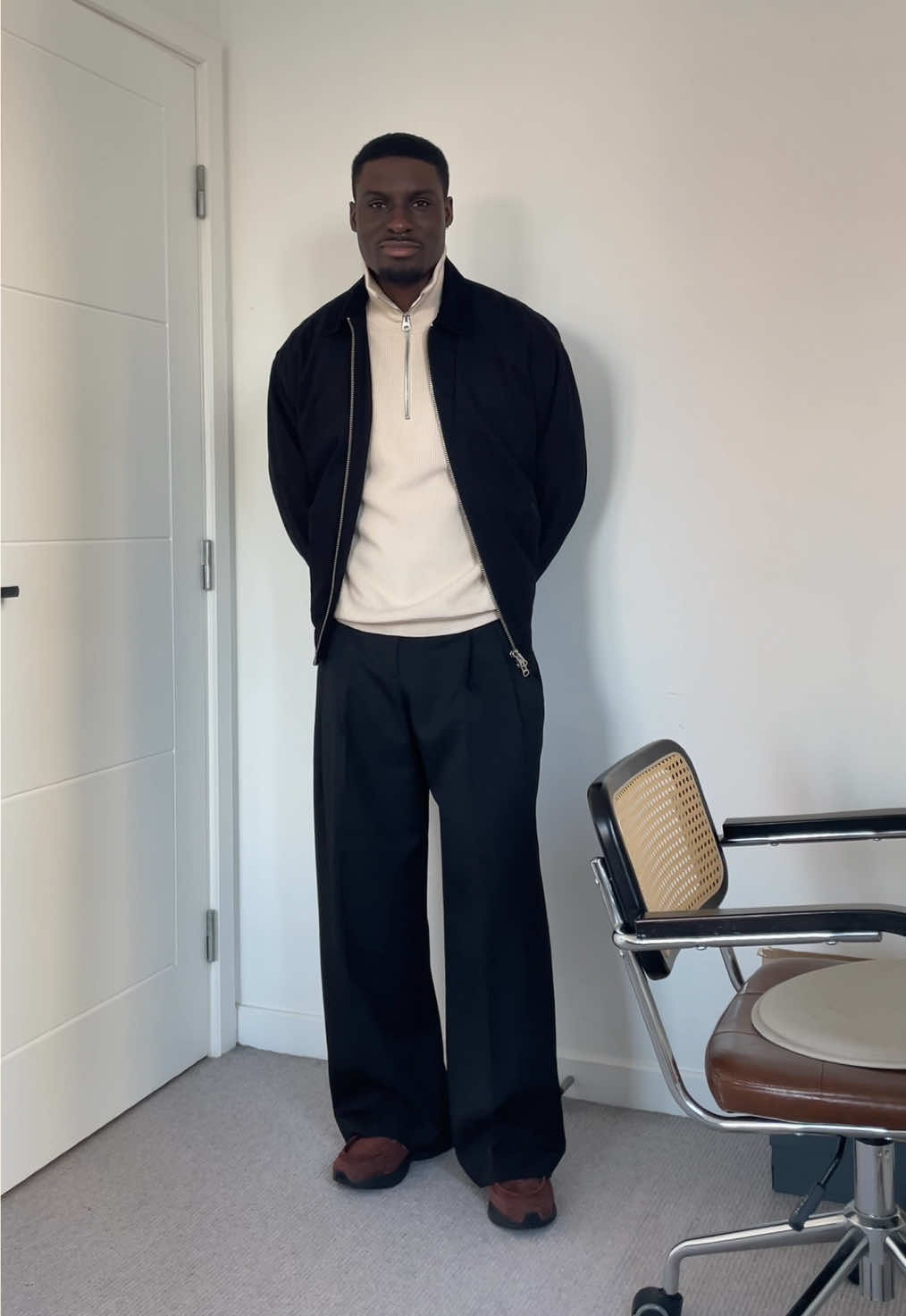 Loafers 👞  #newbalance1906l #OOTD #outfitinspo #simpleoutfit #newbalance #fashion #fyp #viral #fashiontiktok #simpleoutfit #fitcheck 