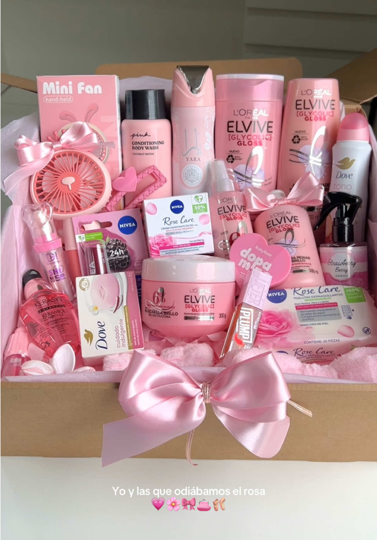 El sueño de las que amamos el rosa 🥹💘💫💕 #Paraguay #pink #combos #maquillaje #pelo 