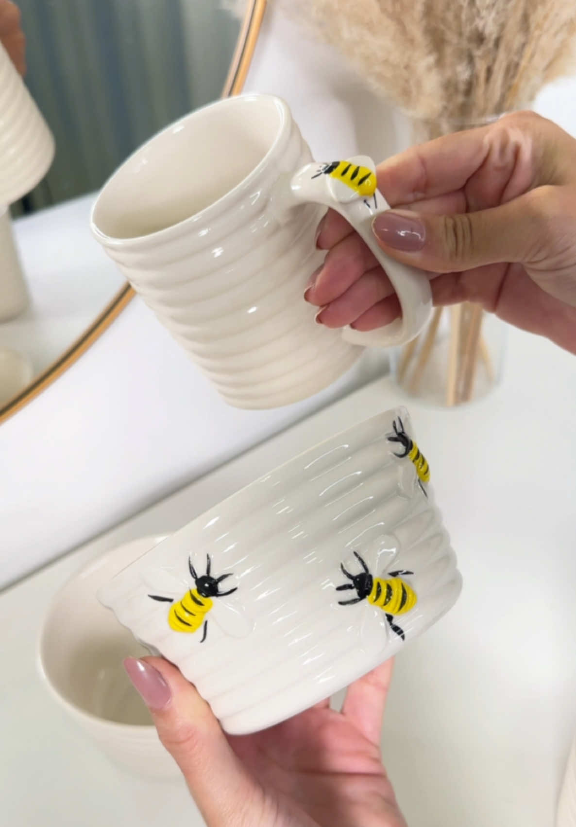 Mais uma comprinha na Shopee pro meu enxoval de casa nova! Bowls + Caneca de abelhinhas 🐝  #achadosshopee #shopeehaul #shopeecheck #shopeefinds #shopee_id #shopeemy #shopee #achadinhosdashopee #achadinhosshopee #achadinhos #enxovaldecasanova #achadinhosshopee #enxovaldecasa 