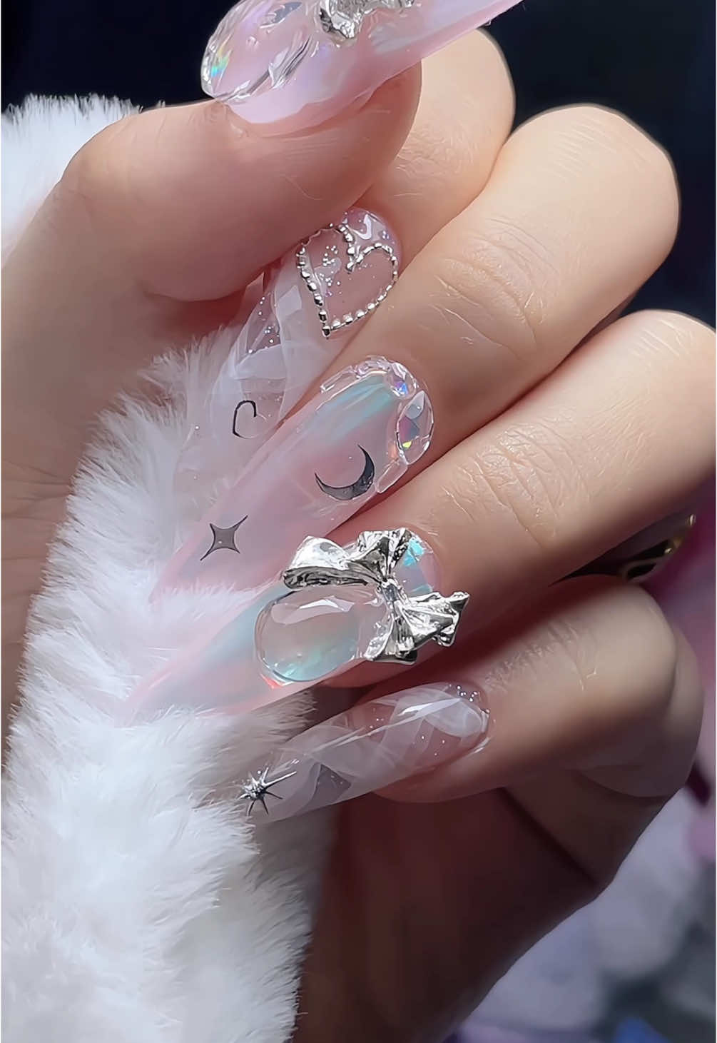 투명하고 영롱한 오로라 네일🧊✨💖 #롱네일 #오로라네일 #잉크네일 